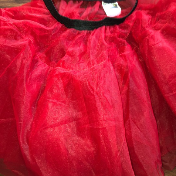 Red Tutu - Picture 4 of 6